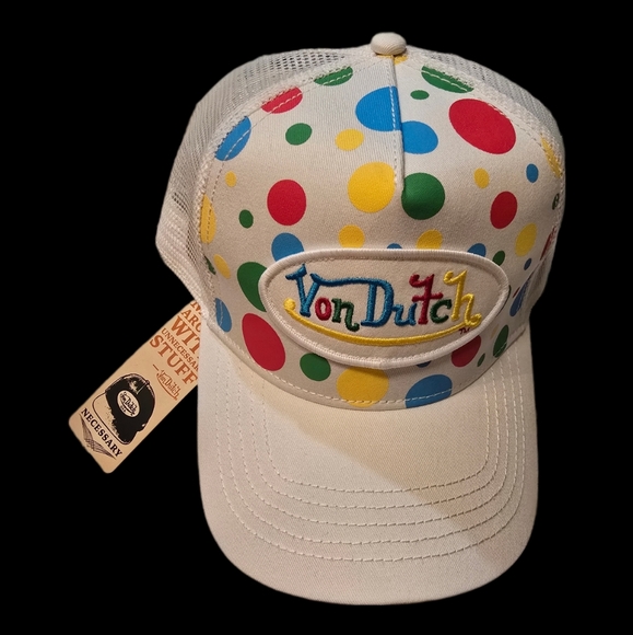 NWT Von Dutch twister trucker hat